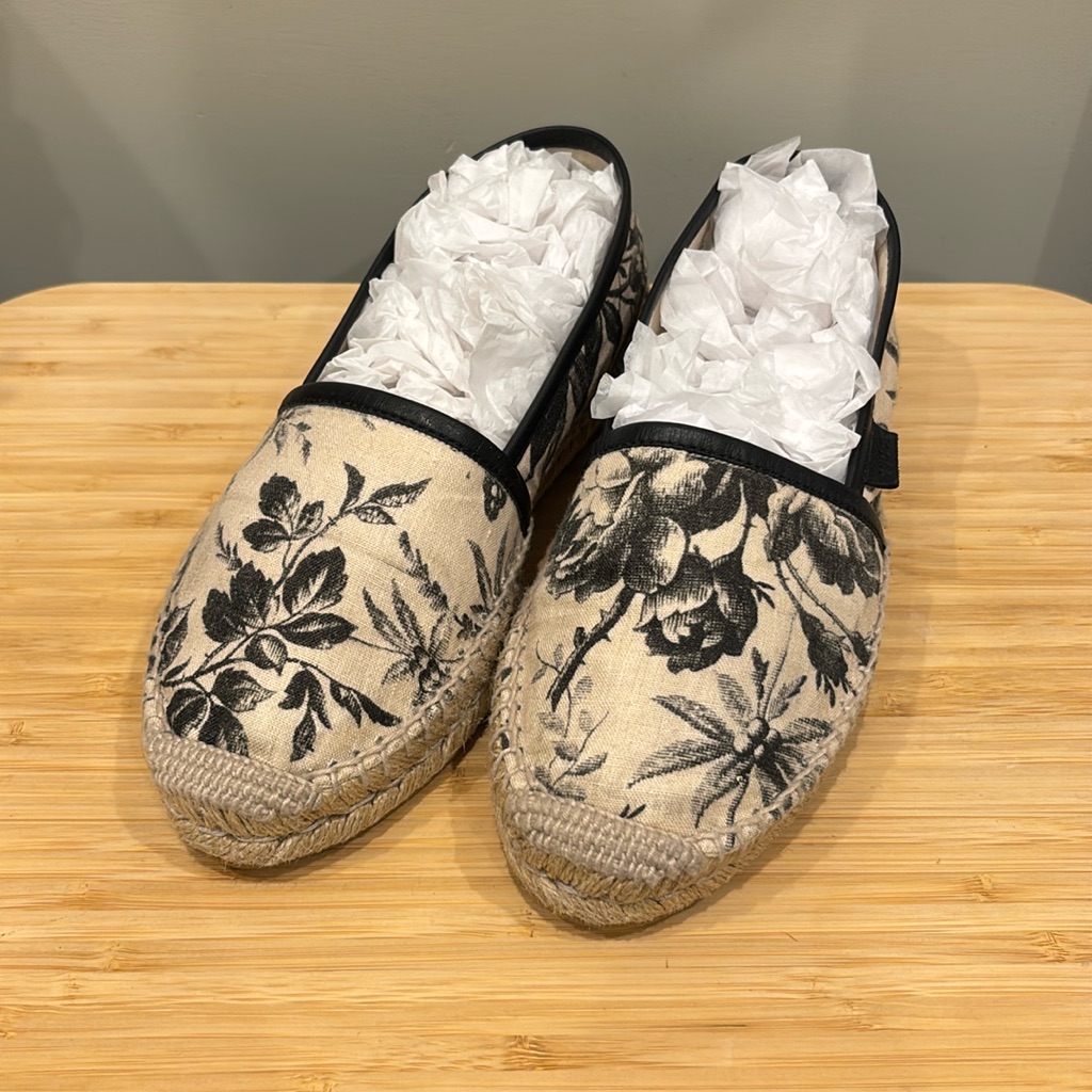Gucci Canvas Floral Print Espadrilles